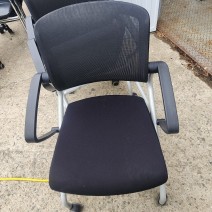 메쉬&패브릭 회의용 의자